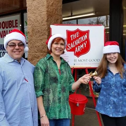 Sureway Comfort Partners with Salvation Army's Red Kettle Campaign to Support Bridgeville Community