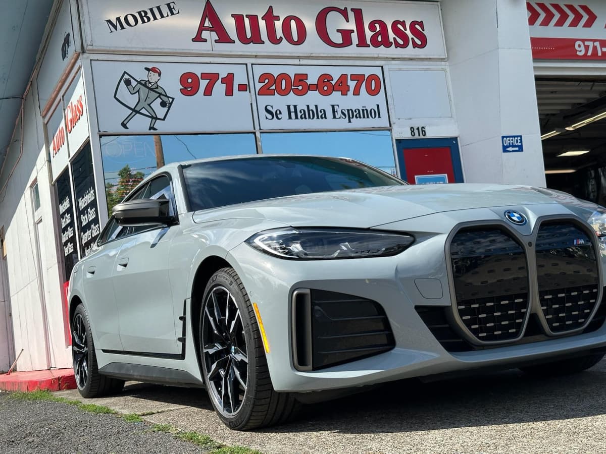 Mobile Auto Glass Prioritizes Speed and Convenience in Car Window Repairs